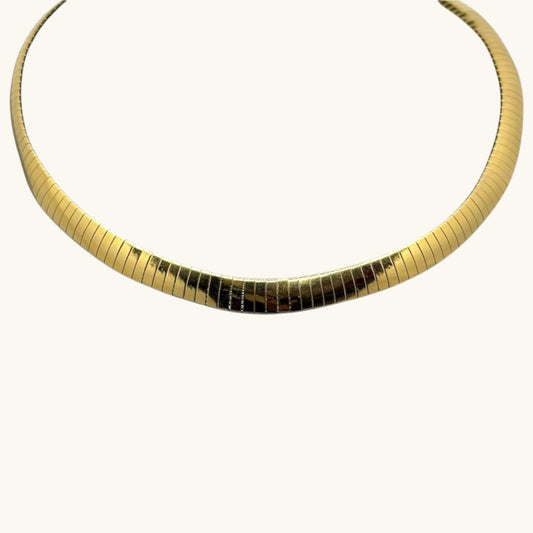 Elegant Gold Snake Chain Necklace - Flat Herringbone Choker for a Sophisticated Look