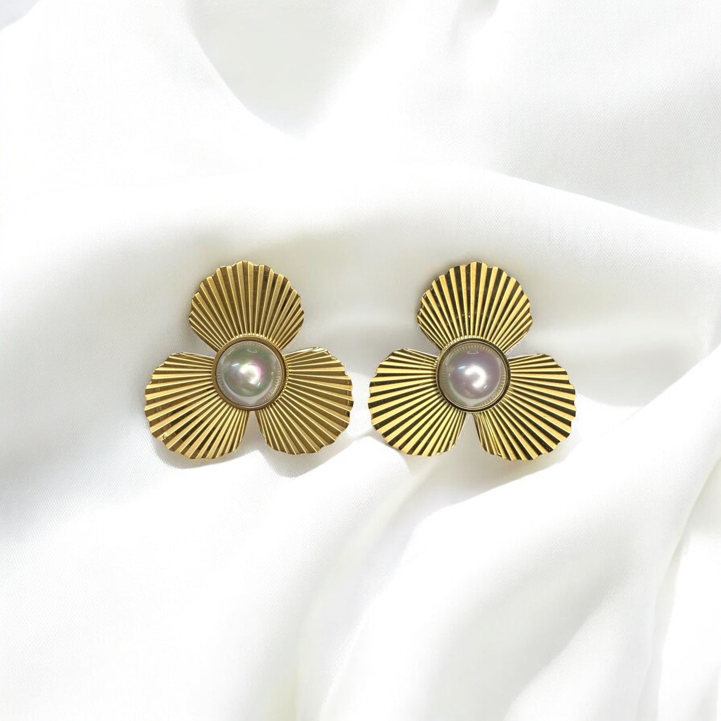 Elegant Gold Floral Pearl Stud Earrings